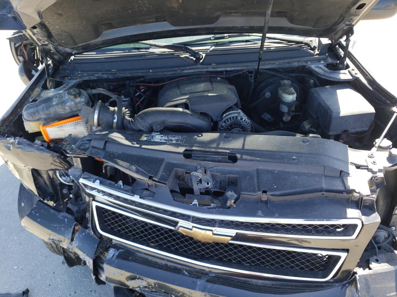 Photo 7 from auction – 2007 CHEVROLET SUBURBAN K with VIN 1GNFK16377J233543