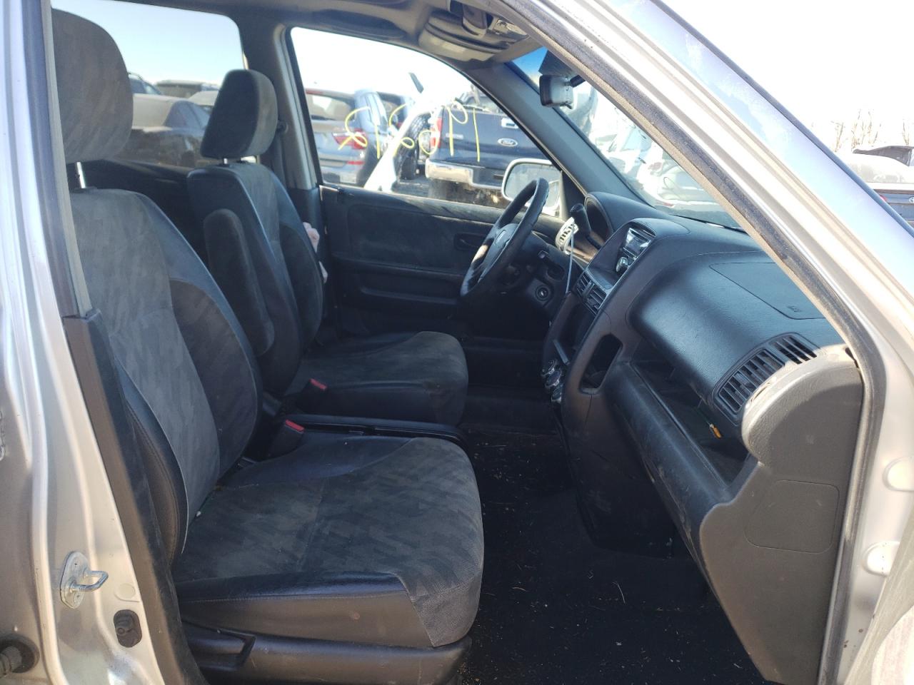 Photo 5 from auction – 2004 HONDA CR-V EX with VIN SHSRD78814U211755