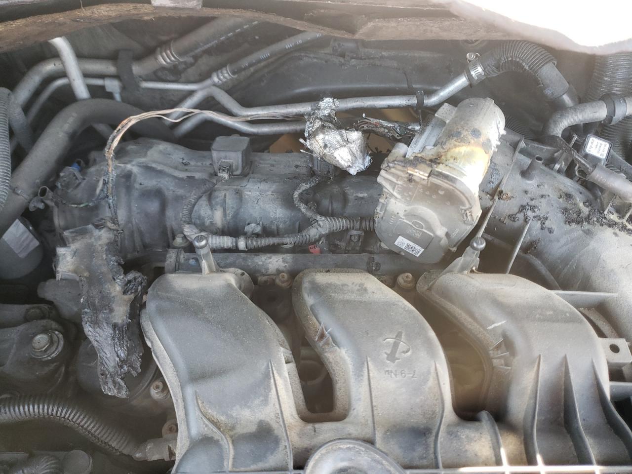 Photo 9 from auction – 2012 CHRYSLER TOWN & COU with VIN 2C4RC1CG8CR270391