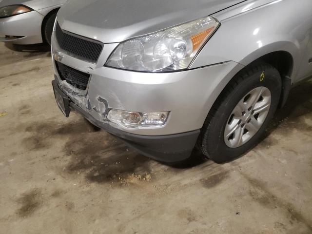 Photo 9 from auction – 2011 CHEVROLET TRAVERSE L with VIN 1GNKRFED2BJ117094