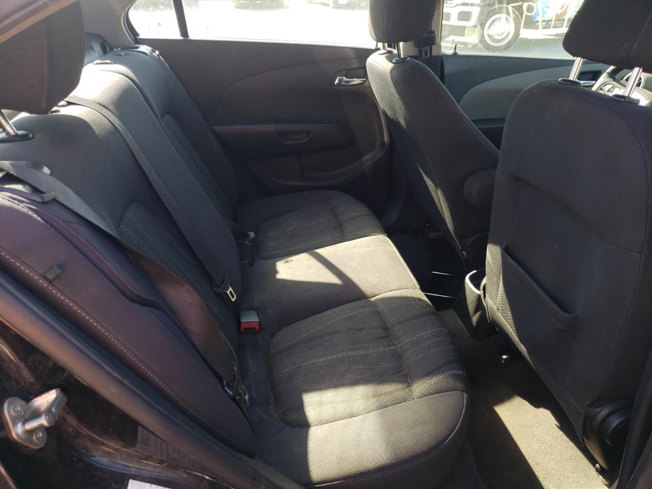 Photo 6 from auction – 2014 CHEVROLET SONIC LT with VIN 1G1JC5SH2E4166931