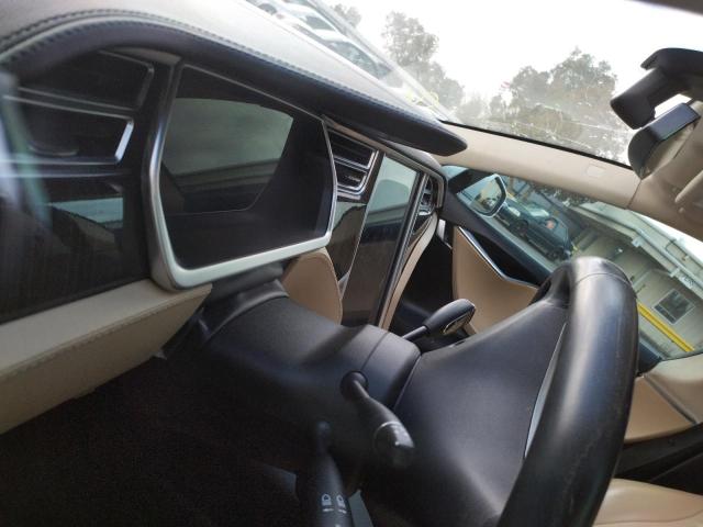 Photo 8 from auction – 2013 TESLA MODEL S with VIN 5YJSA1DN4DFP13699