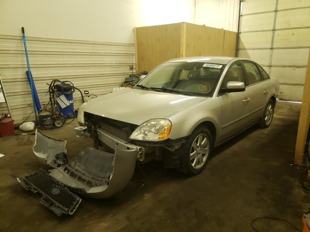 Photo 2 from auction – 2006 FORD FIVE HUNDR with VIN 1FAFP241X6G149218