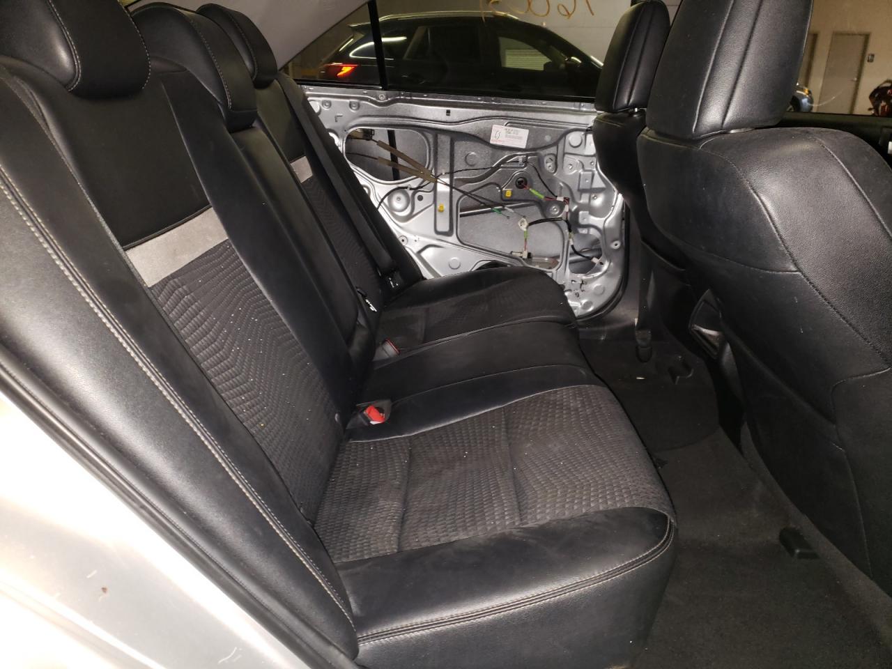 Photo 6 from auction – 2012 TOYOTA CAMRY SE with VIN 4T1BK1FKXCU002154