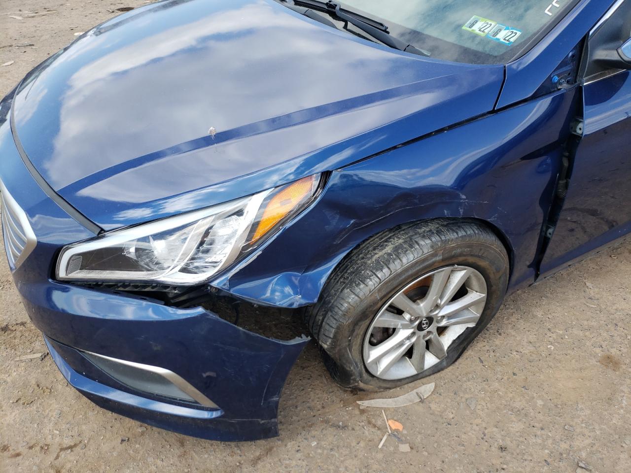 Photo 9 from auction – 2015 HYUNDAI SONATA SE with VIN 5NPE24AF8FH079200