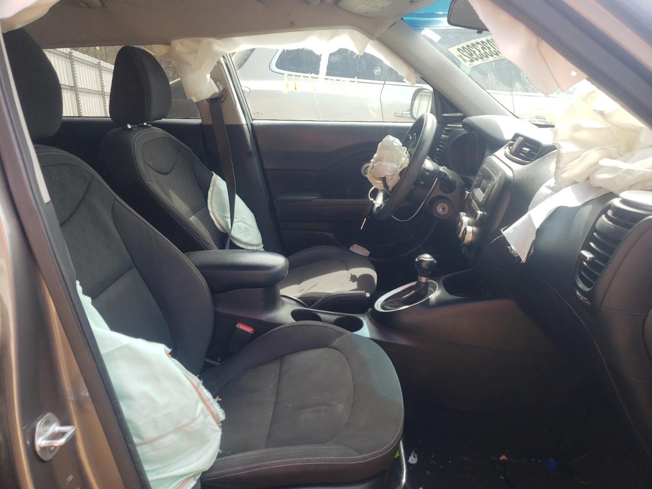 Photo 5 from auction – 2016 KIA SOUL with VIN KNDJN2A25G7345849