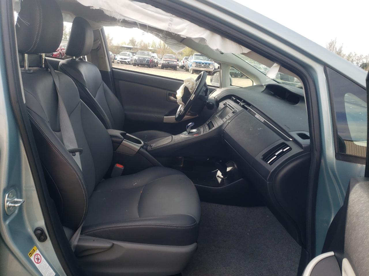 Photo 5 from auction – 2014 TOYOTA PRIUS with VIN JTDKN3DU0E1819925