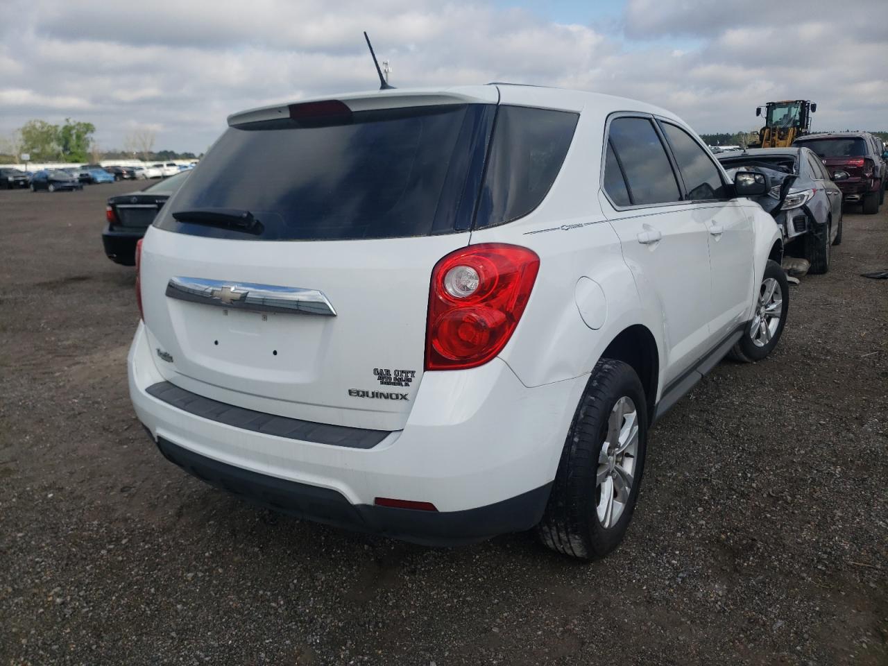 Photo 4 from auction – 2013 CHEVROLET EQUINOX LS with VIN 2GNALBEK2D6328106