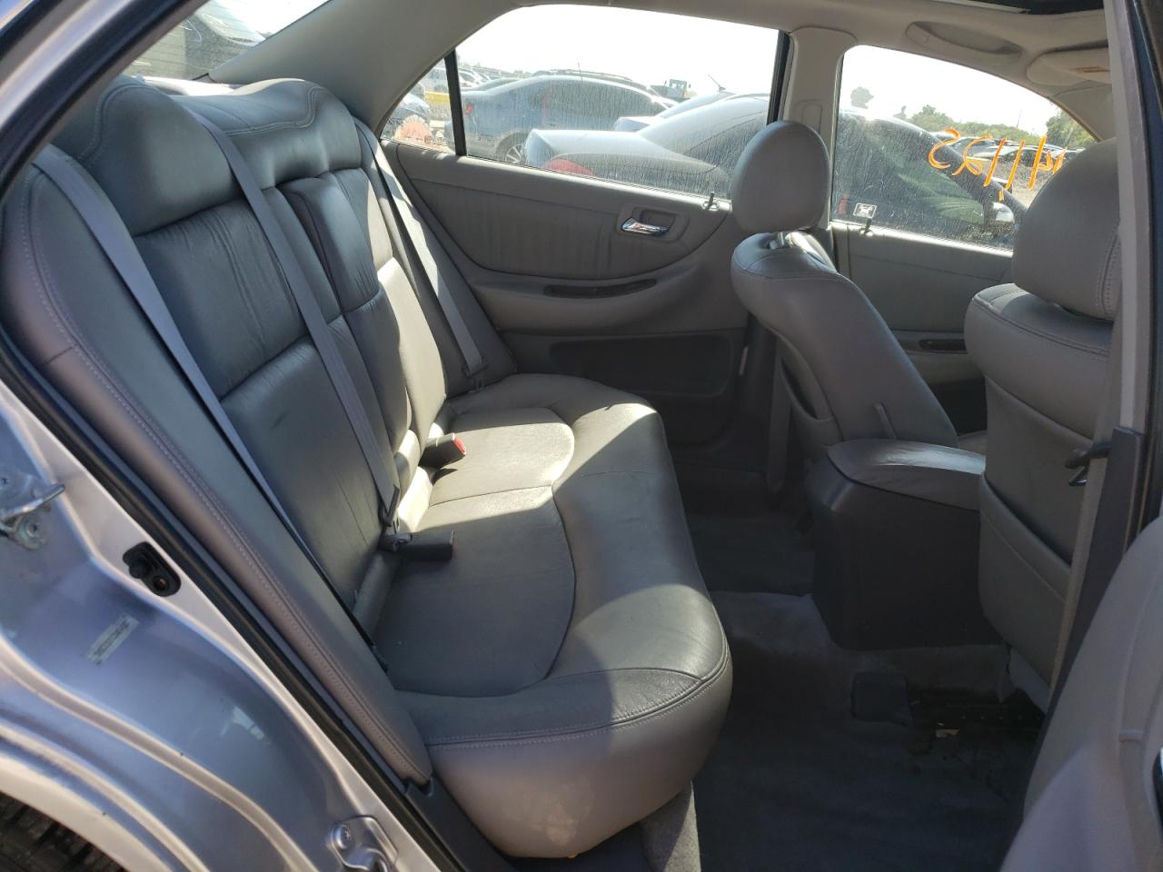 Photo 6 from auction – 2002 HONDA ACCORD with VIN 1HGCG165X2A054597