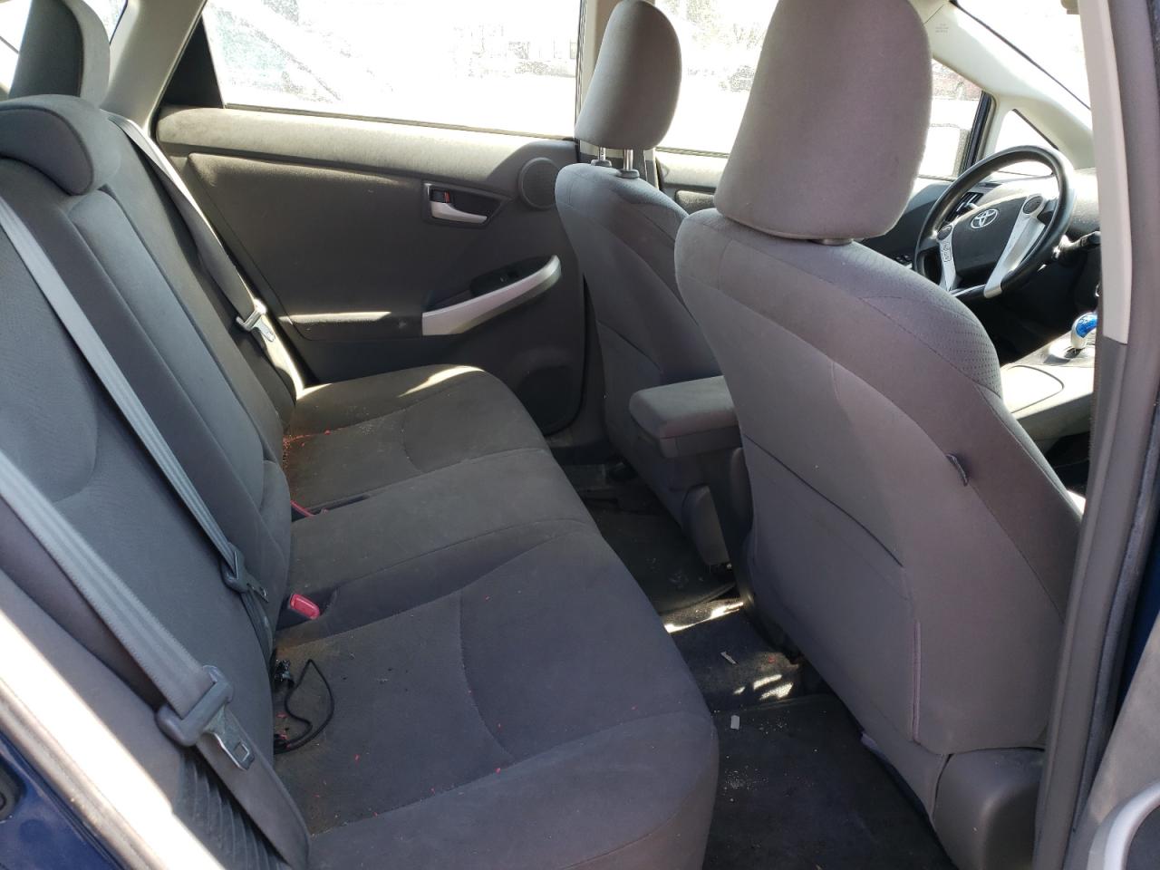Photo 6 from auction – 2011 TOYOTA PRIUS with VIN JTDKN3DU9B5357417