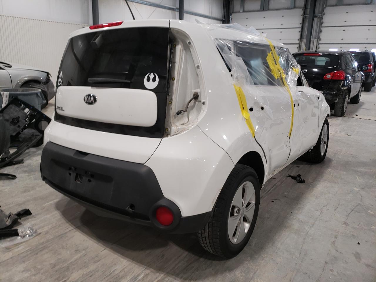 Photo 4 from auction – 2016 KIA SOUL with VIN KNDJN2A23G7261495