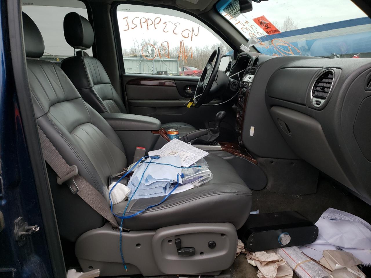 Photo 5 from auction – 2003 GMC ENVOY with VIN 1GKDT13S132329993