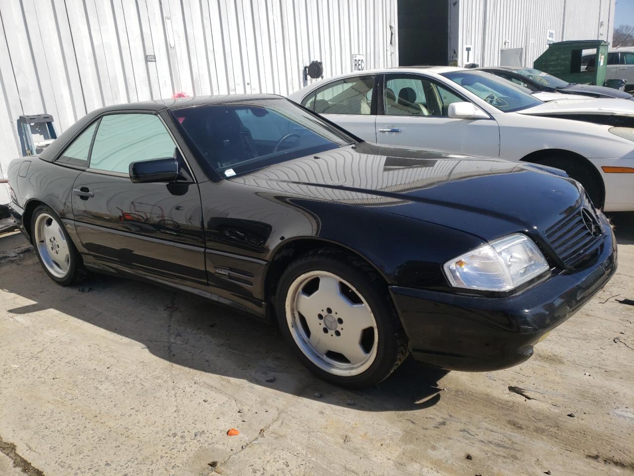 MERCEDES-BENZ SL 500 1997 with VIN WDBFA67F6VF151349 - Photo from auction