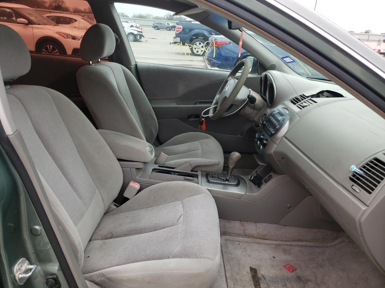 Foto 5 de la subasta – 2004 NISSAN ALTIMA BAS con VIN 1N4AL11D64C188116