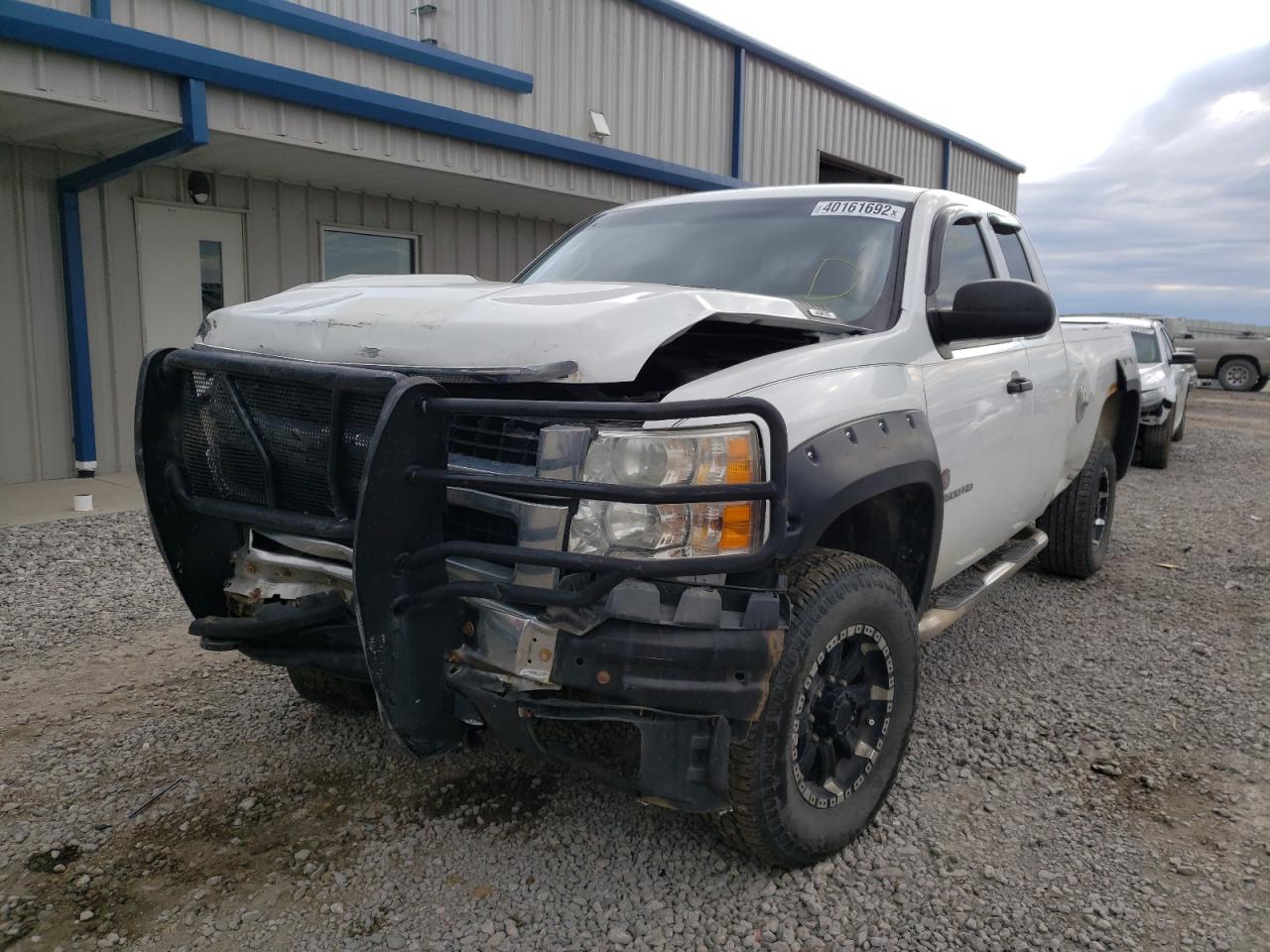 Photo 2 from auction – 2007 CHEVROLET SILVERADO with VIN 1GCHK29K87E597456