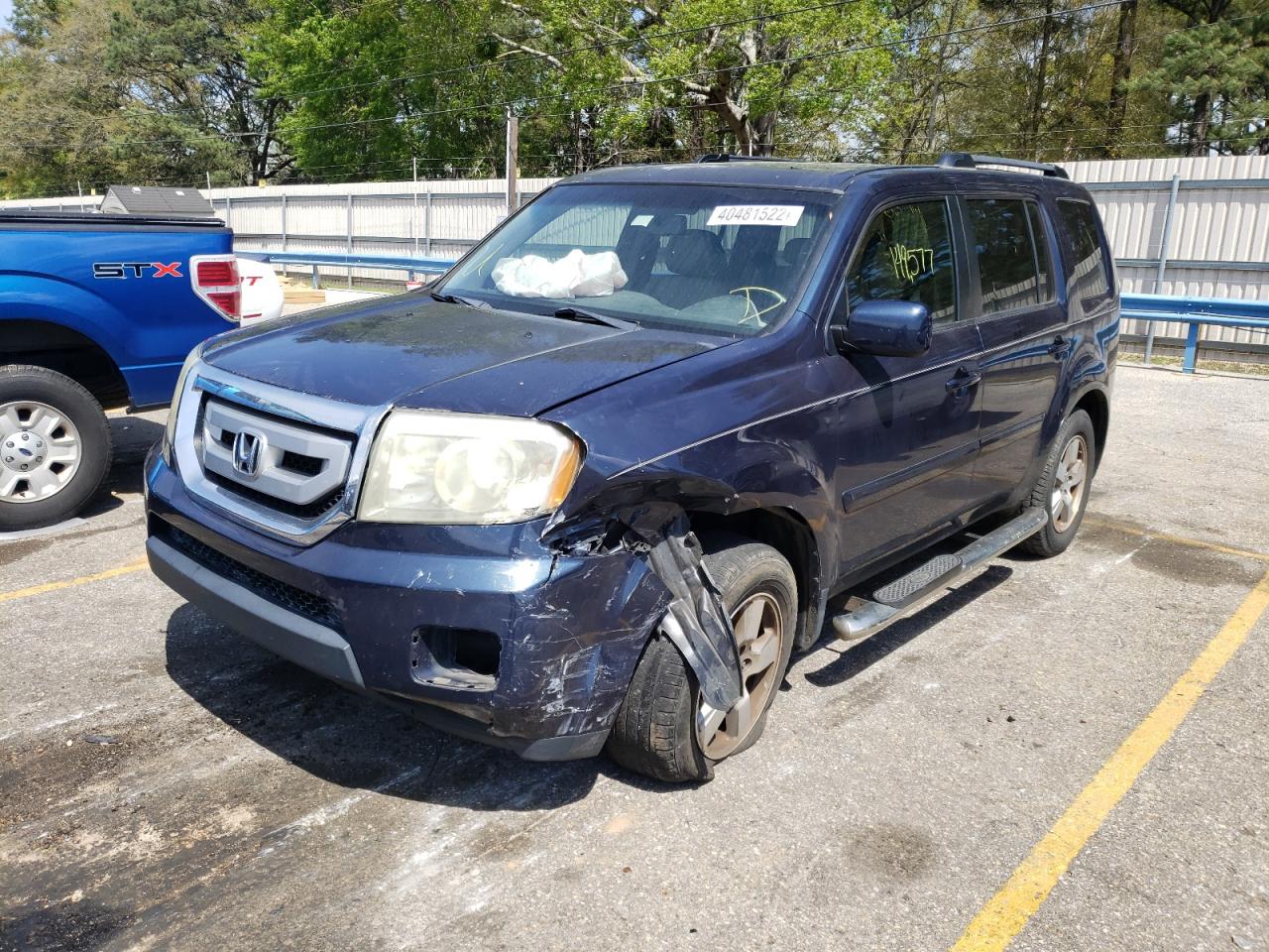 Photo 2 from auction – 2011 HONDA PILOT EXL with VIN 5FNYF3H50BB009515