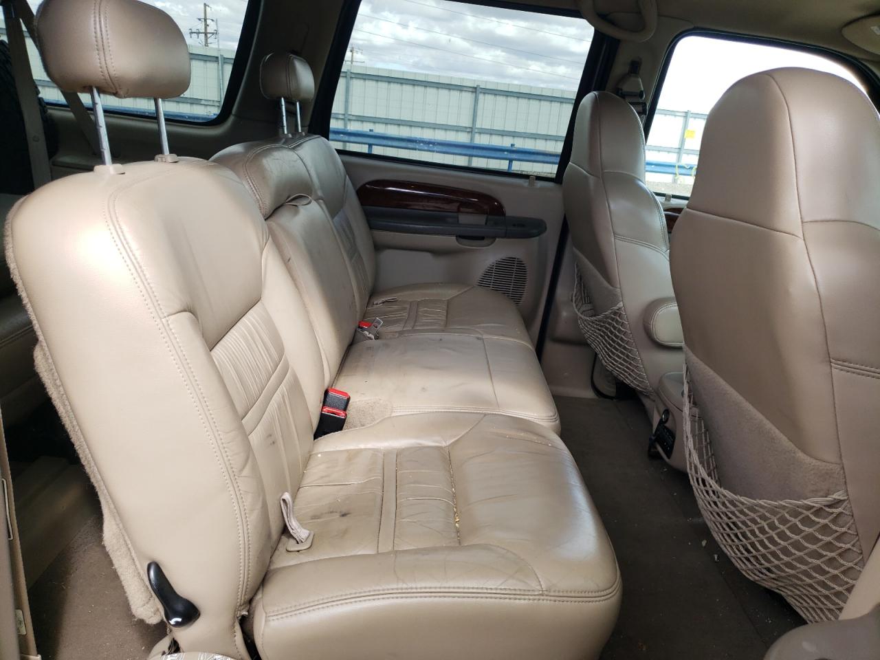 Photo 6 from auction – 2000 FORD EXCURSION with VIN 1FMSU43F9YEB18966