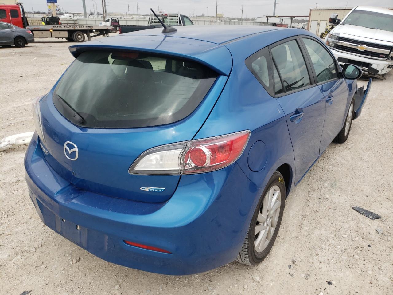 Photo 4 from auction – 2012 MAZDA 3 I with VIN JM1BL1M7XC1673731