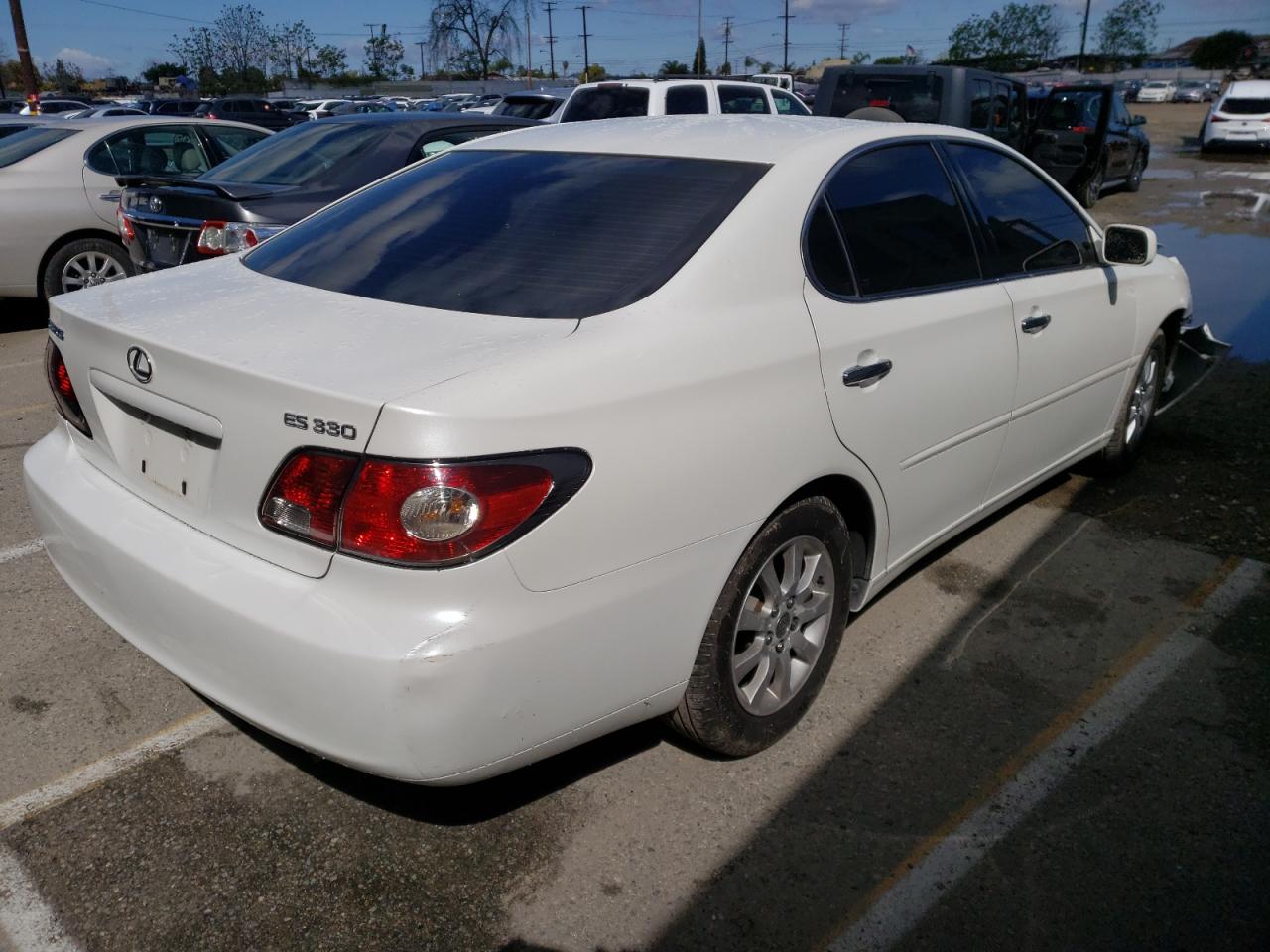 Photo 4 from auction – 2004 LEXUS ES 330 with VIN JTHBA30G445003804