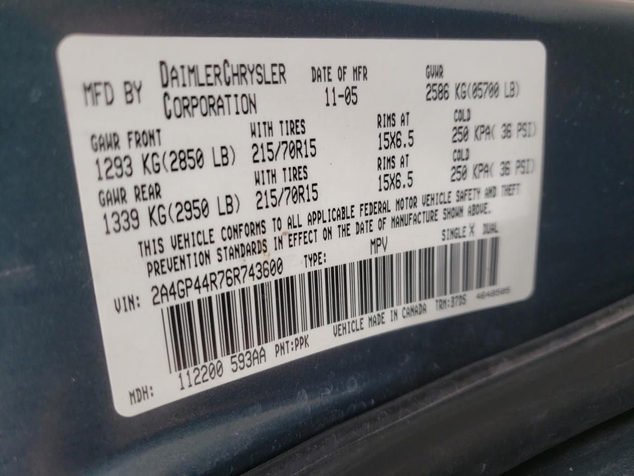 Photo 10 from auction – 2006 CHRYSLER TOWN & COU with VIN 2A4GP44R76R743600