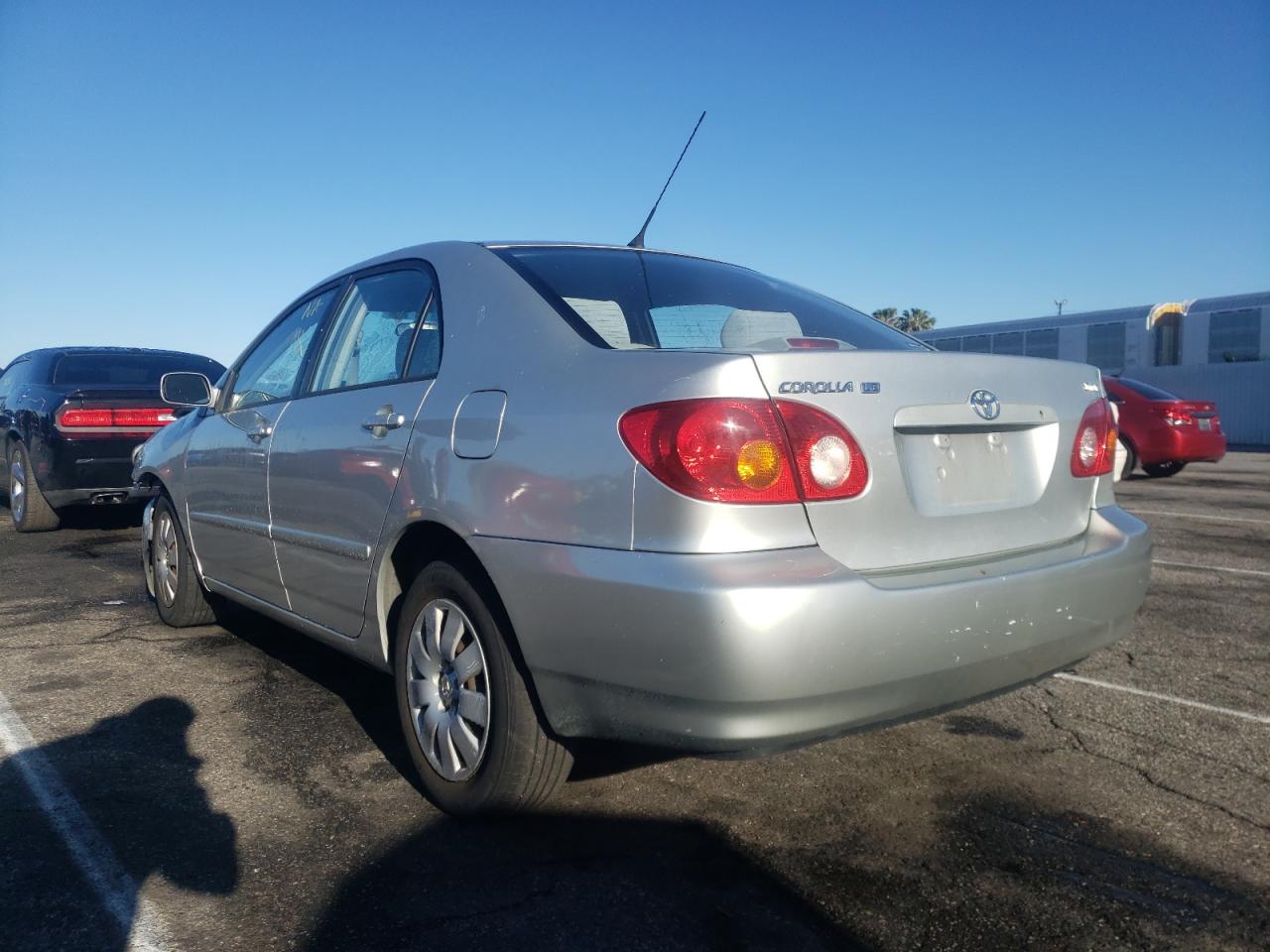 Photo 3 from auction – 2004 TOYOTA COROLLA CE with VIN JTDBR32EX42042940