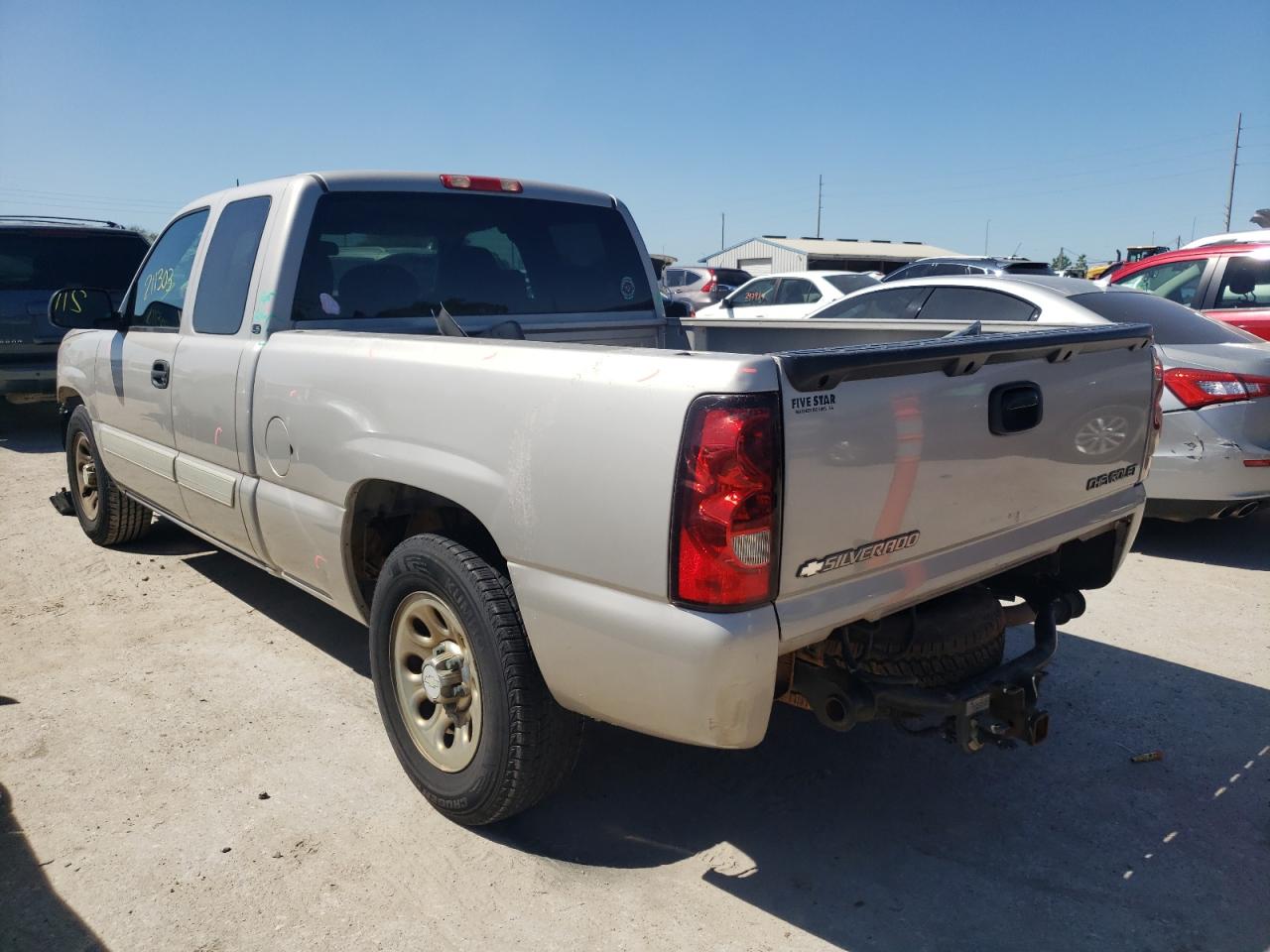 Photo 3 from auction – 2005 CHEVROLET SILVERADO with VIN 1GCEC19T25Z340320