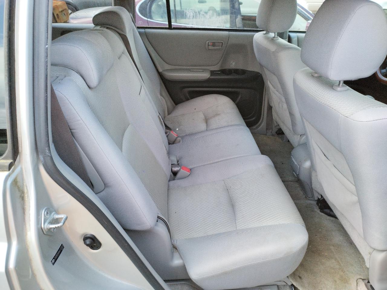 Photo 6 from auction – 2006 TOYOTA HIGHLANDER with VIN JTEDP21A060123222