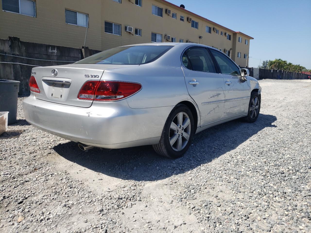 Photo 4 from auction – 2005 LEXUS ES 330 with VIN JTHBA30G955066463