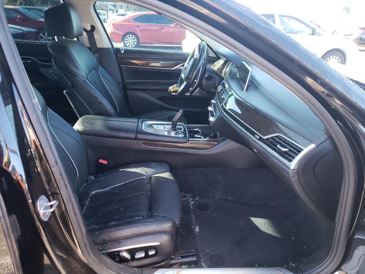 Photo 5 from auction – 2016 BMW 750 I with VIN WBA7F0C50GGL99415