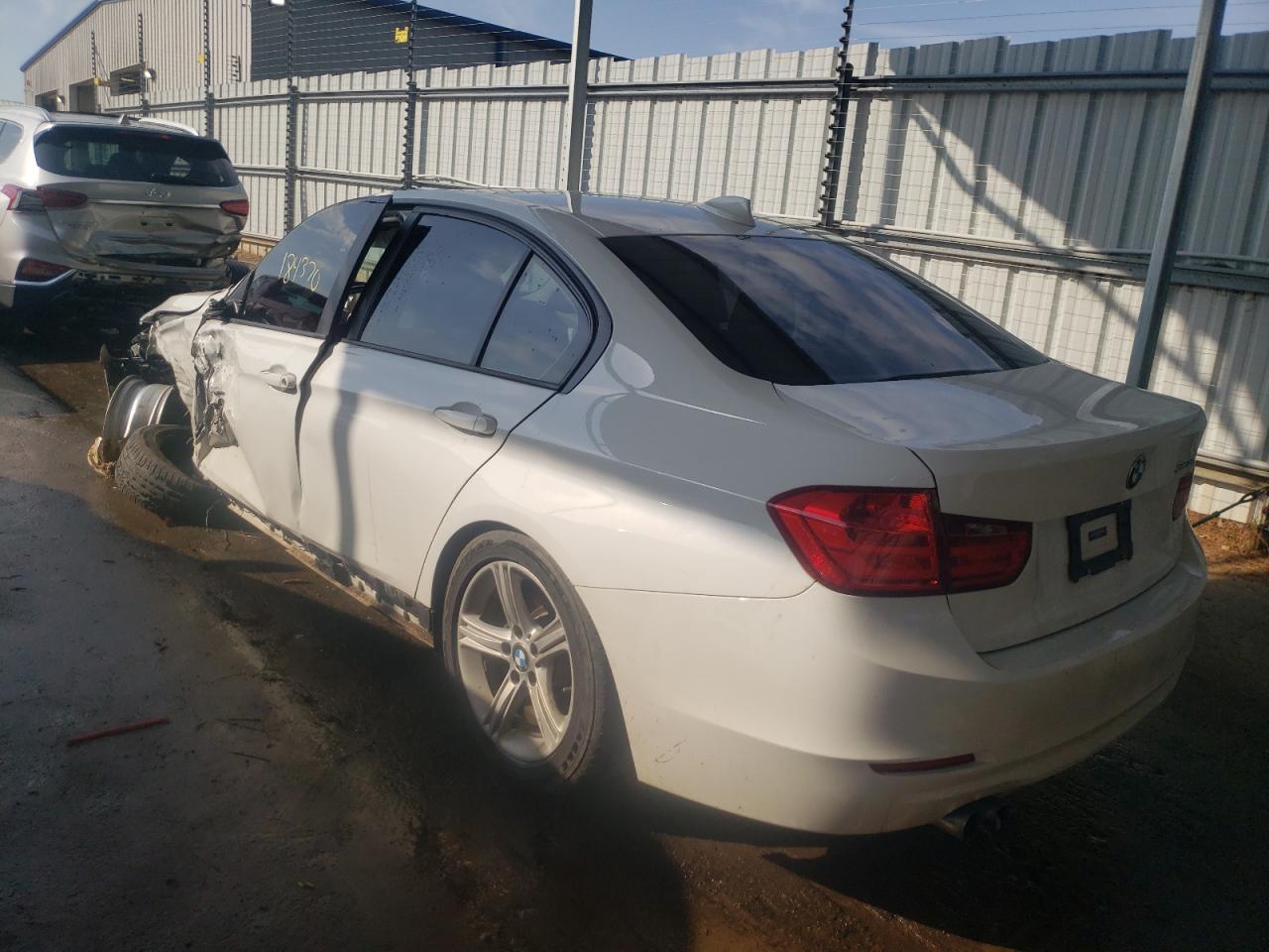 Photo 3 from auction – 2013 BMW 328 I with VIN WBA3A5C51DF358187