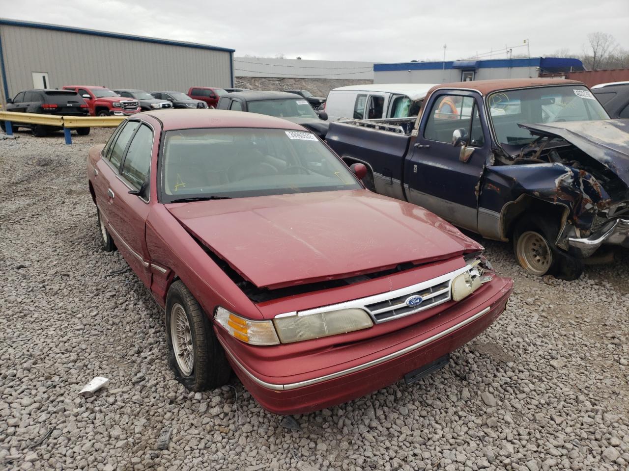 FORD CROWN VICT 1997 with VIN 2FALP74W4VX203245 - Photo from auction