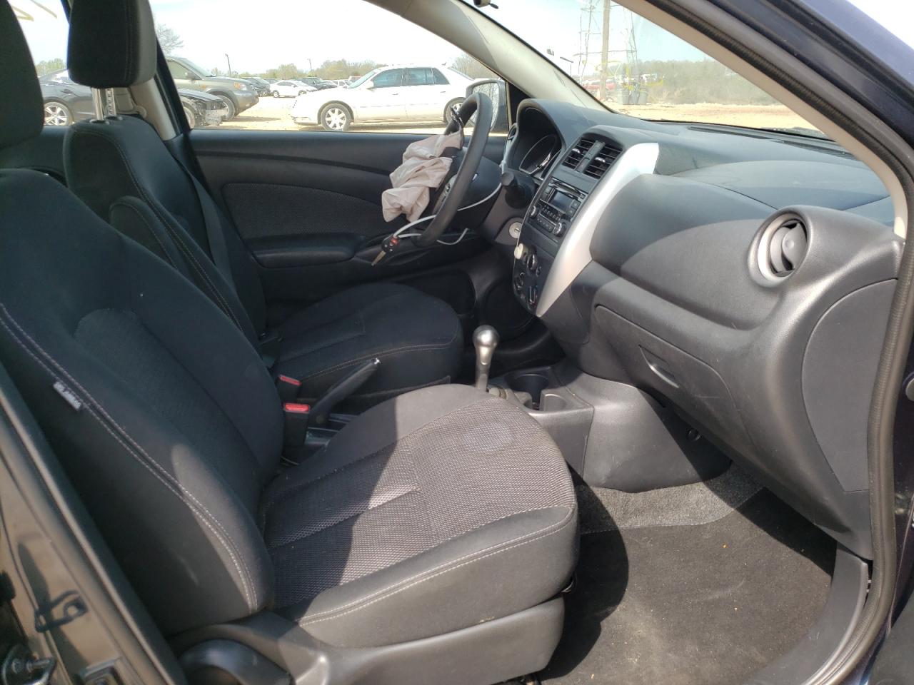 Photo 5 from auction – 2015 NISSAN VERSA S with VIN 3N1CN7AP7FL931726