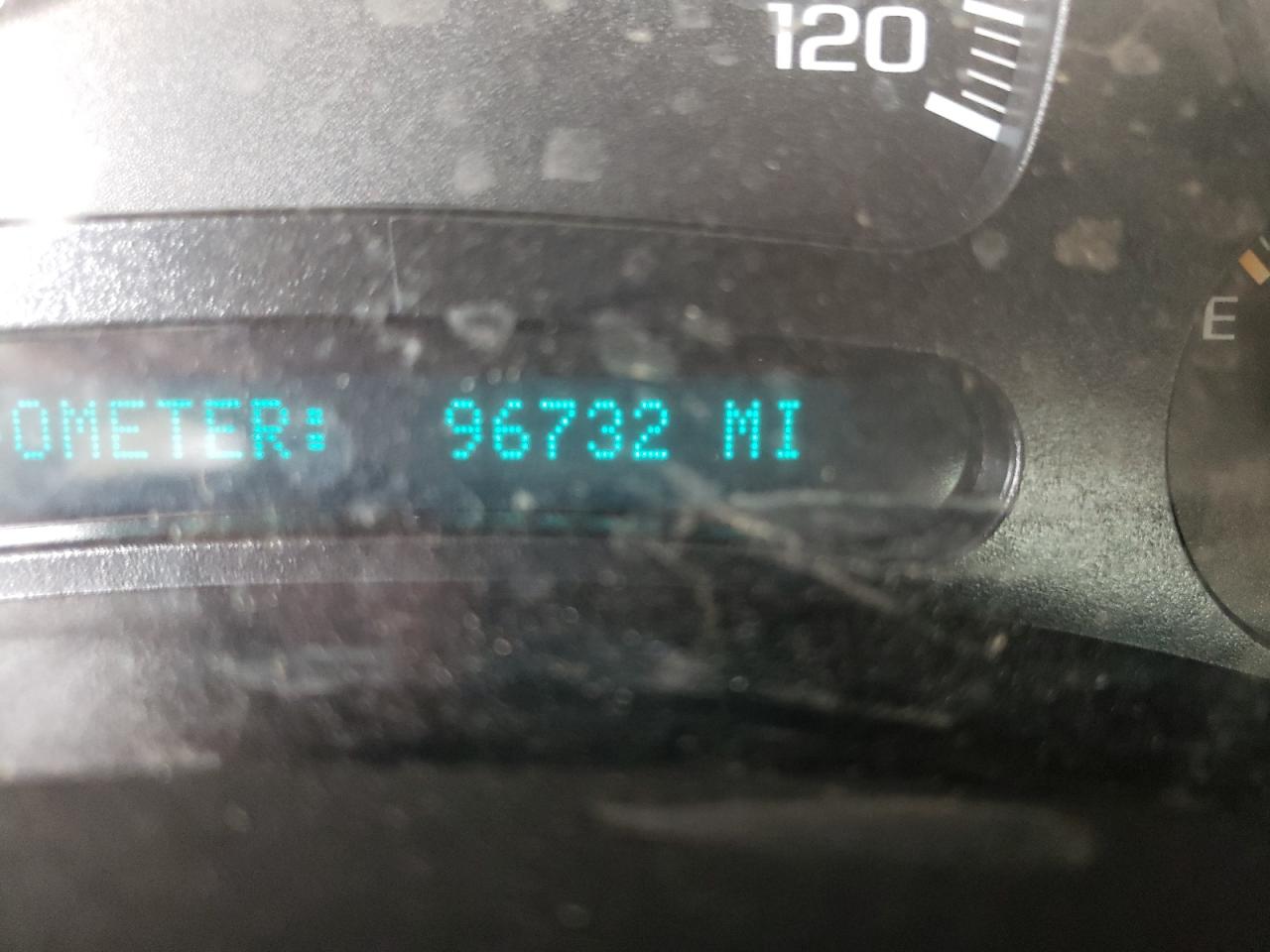 Photo 8 from auction – 2005 CHEVROLET silverado with VIN 1GCEC14XX5Z270785