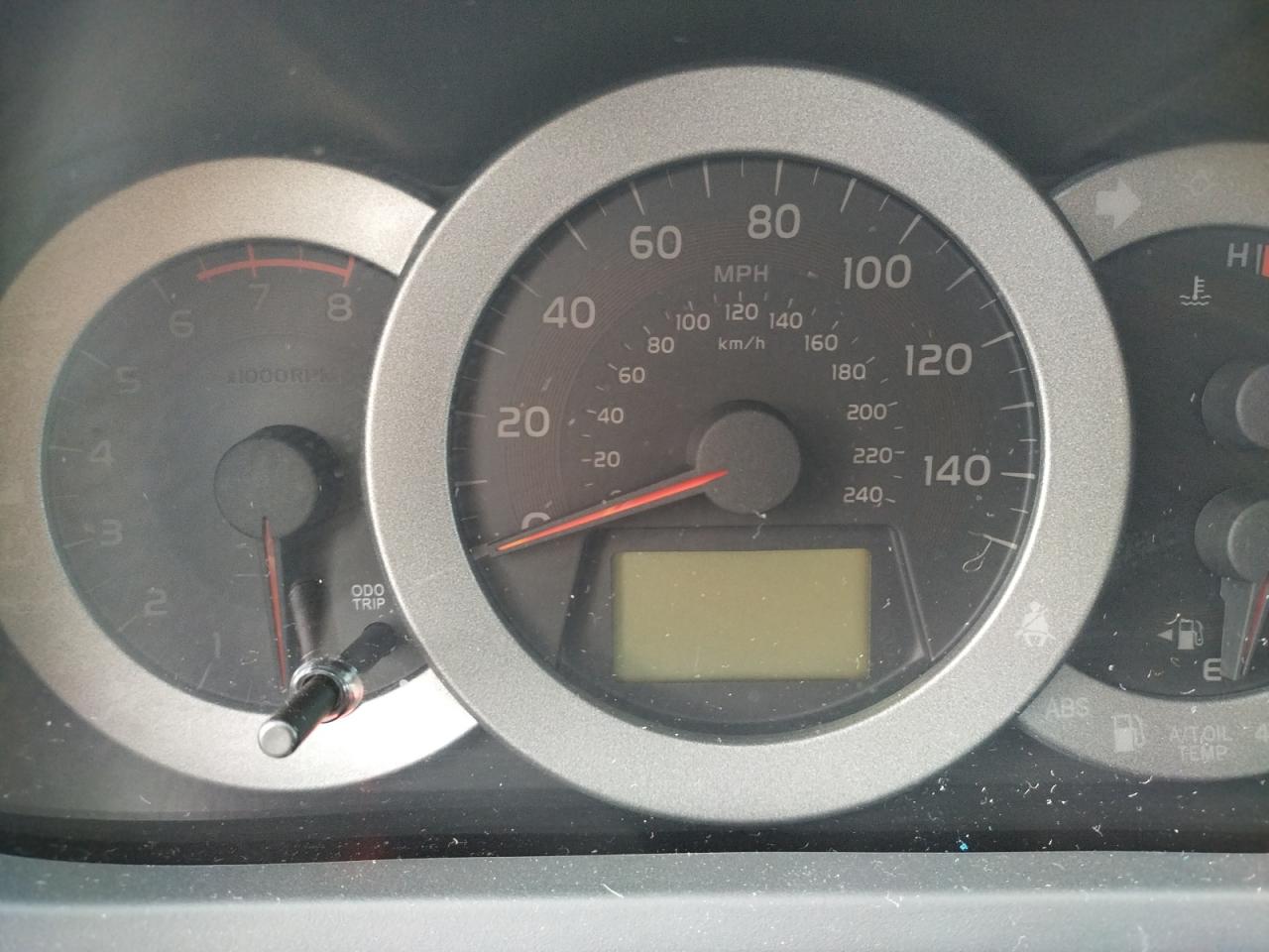 Photo 8 from auction – 2012 TOYOTA RAV4 LIMIT with VIN 2T3DK4DV0CW065830