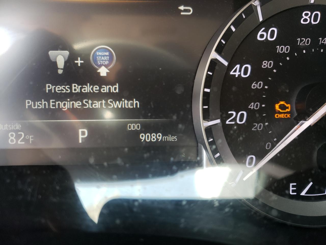 Photo 8 from auction – 2022 TOYOTA HIGHLANDER with VIN 5TDGZRAH1NS097162