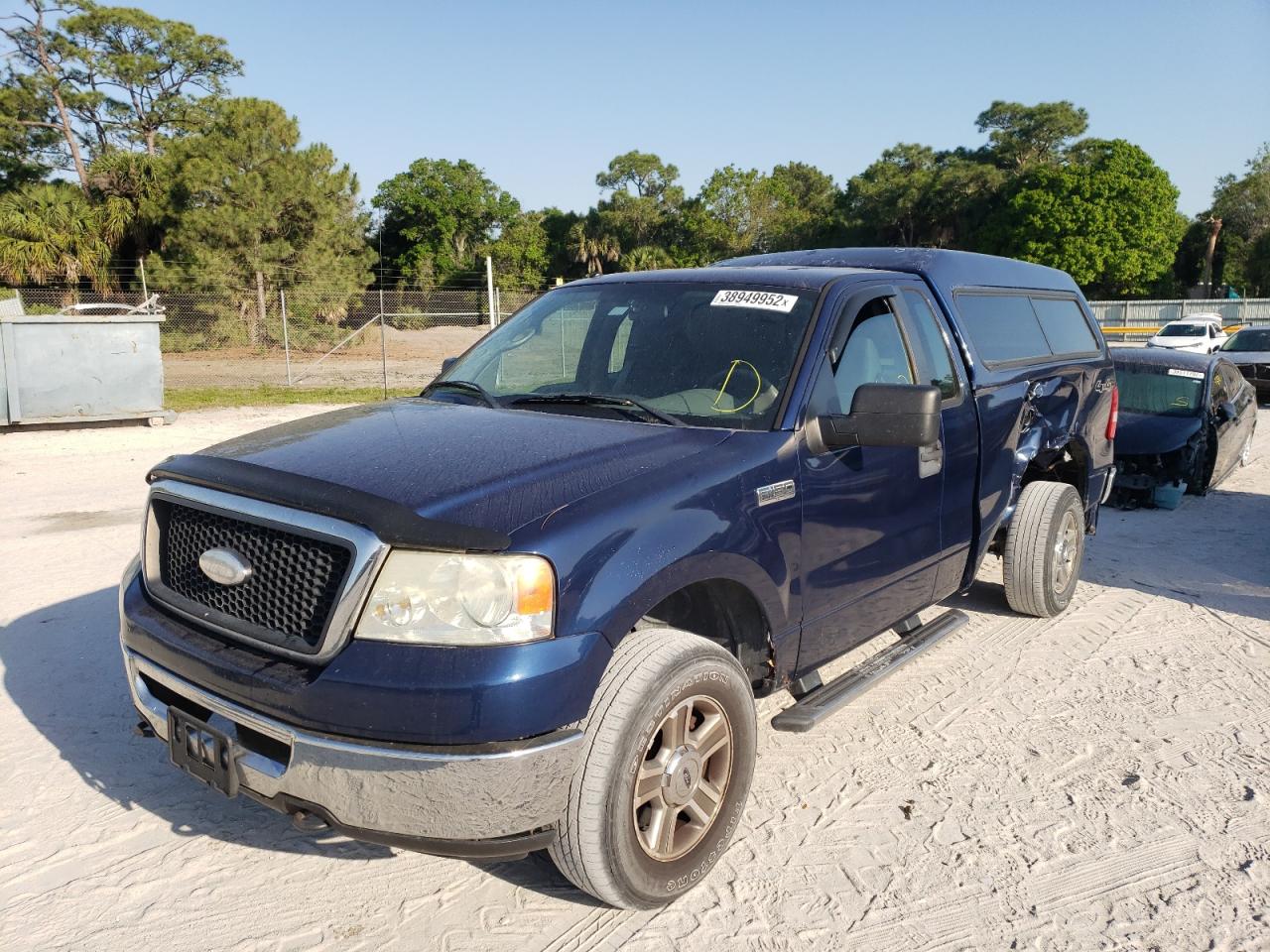Photo 2 from auction – 2008 FORD F150 with VIN 1FTRF14W28KE17064