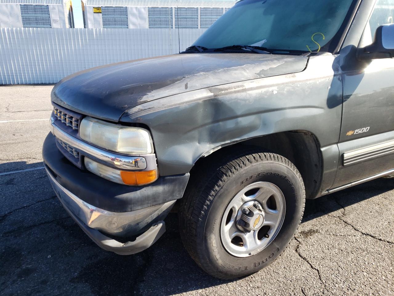 Photo 9 from auction – 2001 CHEVROLET SILVERADO with VIN 2GCEC19W111274517