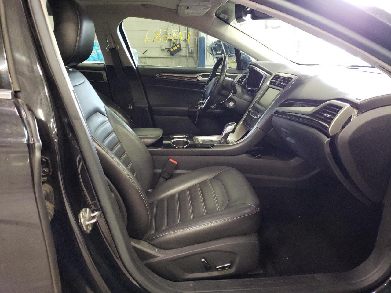 Photo 5 from auction – 2013 FORD FUSION SE with VIN 3FA6P0LU6DR222817