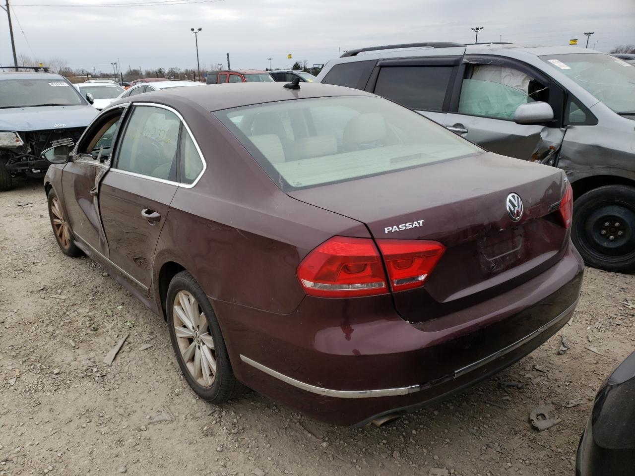 Photo 3 from auction – 2012 VOLKSWAGEN PASSAT SEL with VIN 1VWCP7A35CC025681