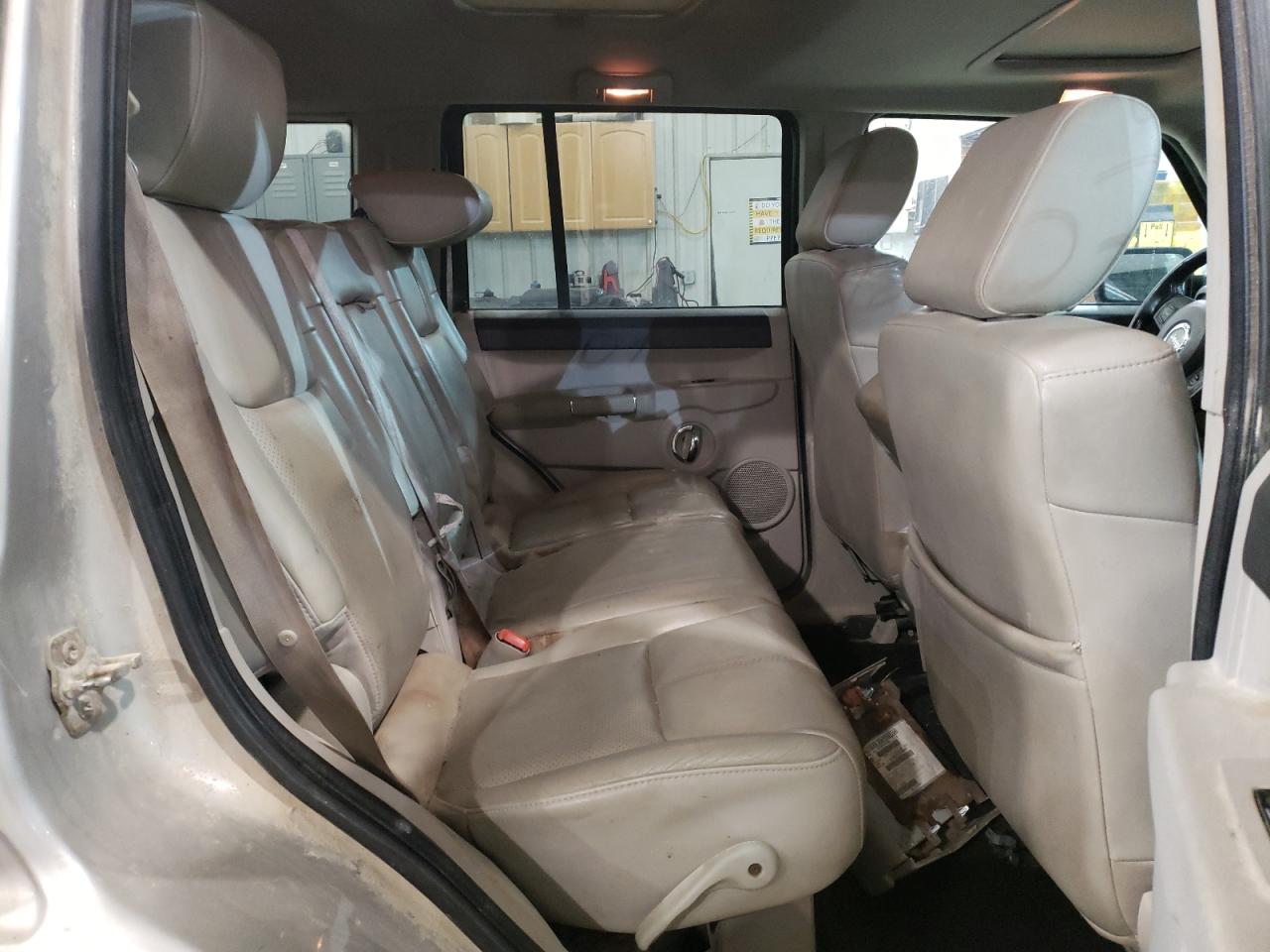 Photo 6 from auction – 2007 JEEP COMMANDER with VIN 1J8HG58297C573210
