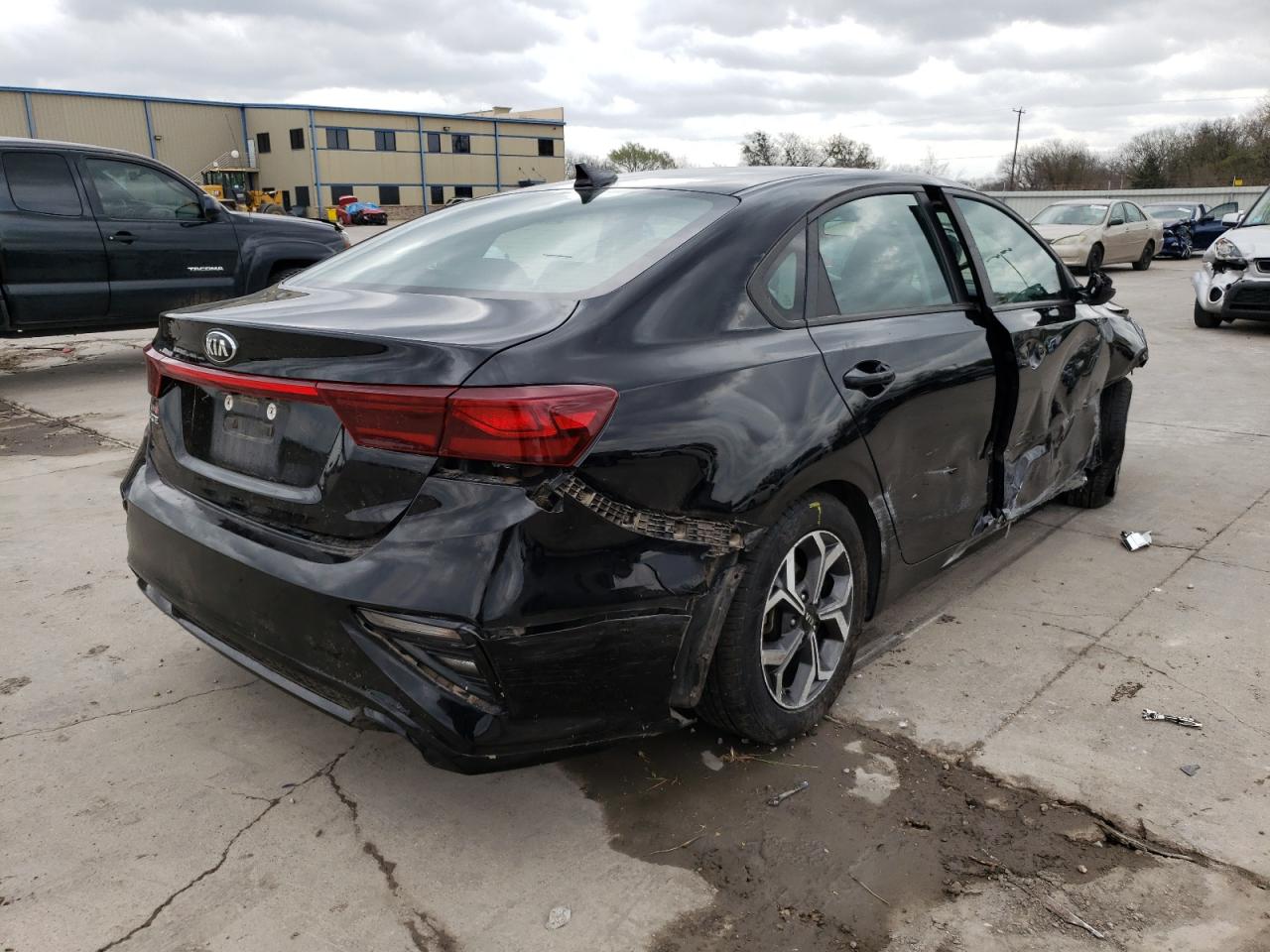 Photo 4 from auction – 2019 KIA FORTE FE with VIN 3KPF24AD3KE092633
