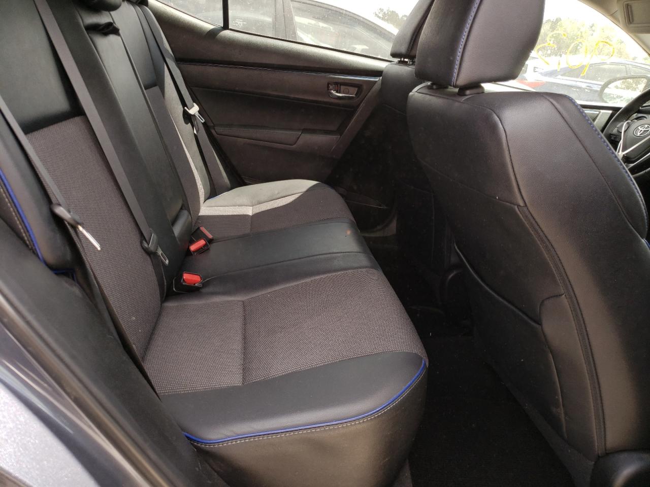 Photo 6 from auction – 2017 TOYOTA COROLLA L with VIN 5YFBURHE7HP610691
