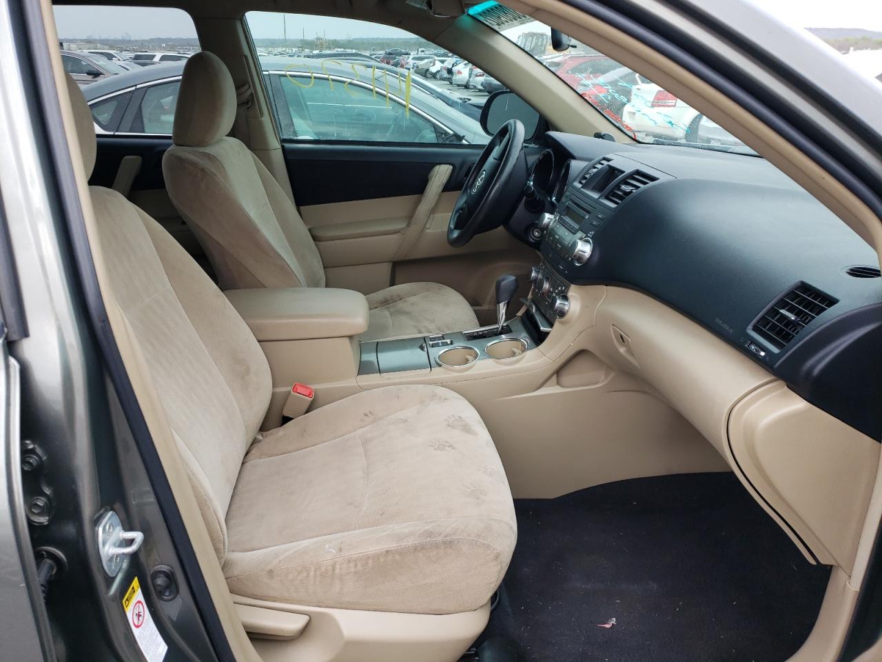 صورة رقم 5 من المزاد - 2012 TOYOTA HIGHLANDER مع VIN 5TDZK3EH6CS052056