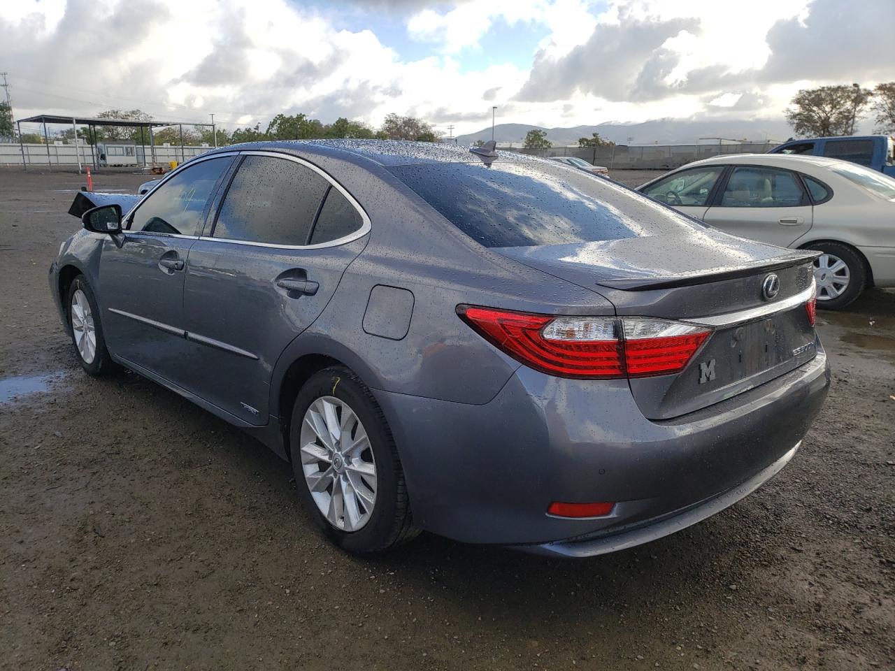 Photo 3 from auction – 2014 LEXUS ES 350 with VIN JTHBW1GGXE2054559
