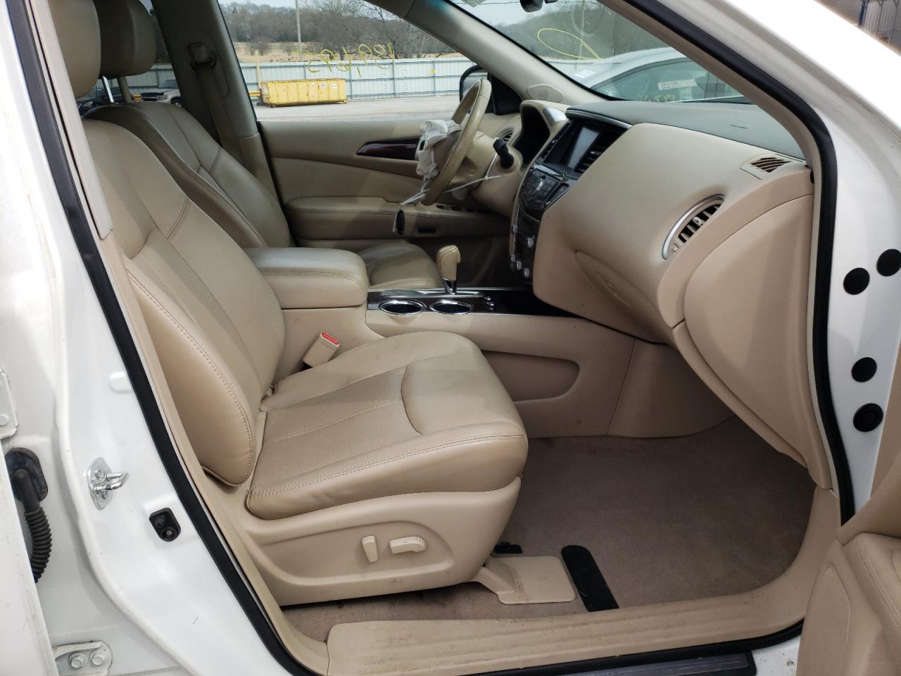 Photo 5 from auction – 2013 NISSAN PATHFINDER with VIN 5N1AR2MN9DC655270