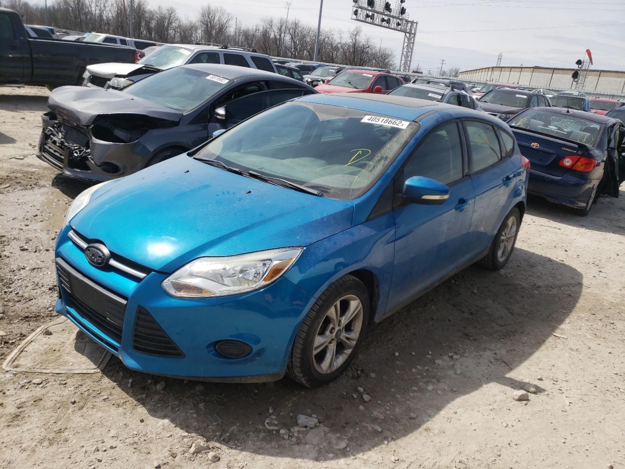 Zdjęcie 2 z aukcji – 2013 FORD FOCUS SE z VIN 1FADP3K26DL225983