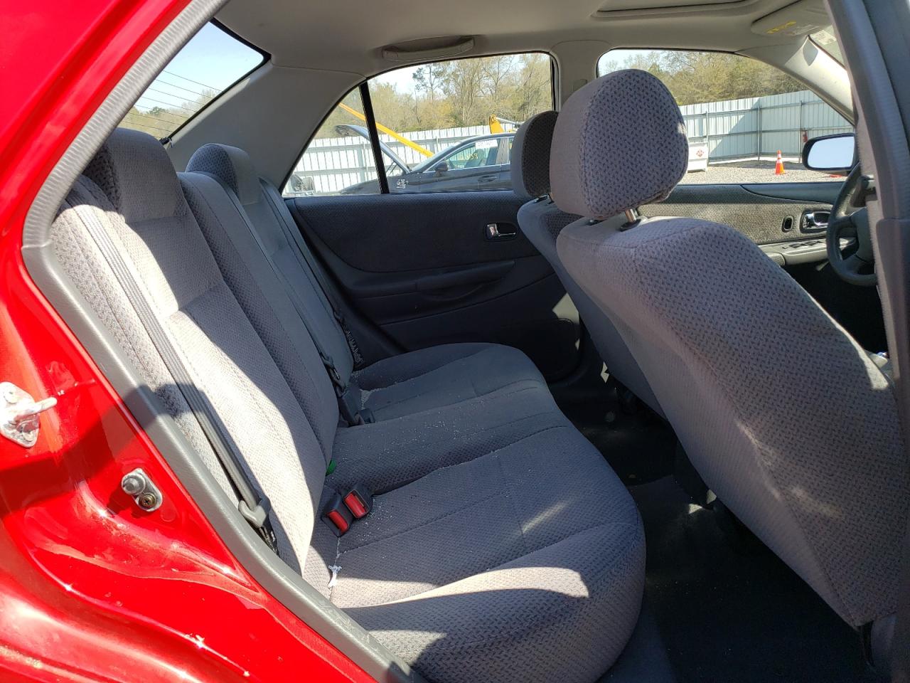 Photo 6 from auction – 2000 MAZDA PROTEGE ES with VIN JM1BJ2218Y0282147