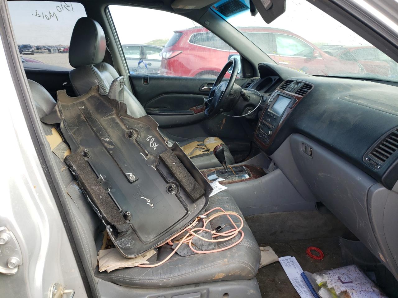 Photo 5 from auction – 2005 ACURA MDX with VIN 2HNYD18685H524922