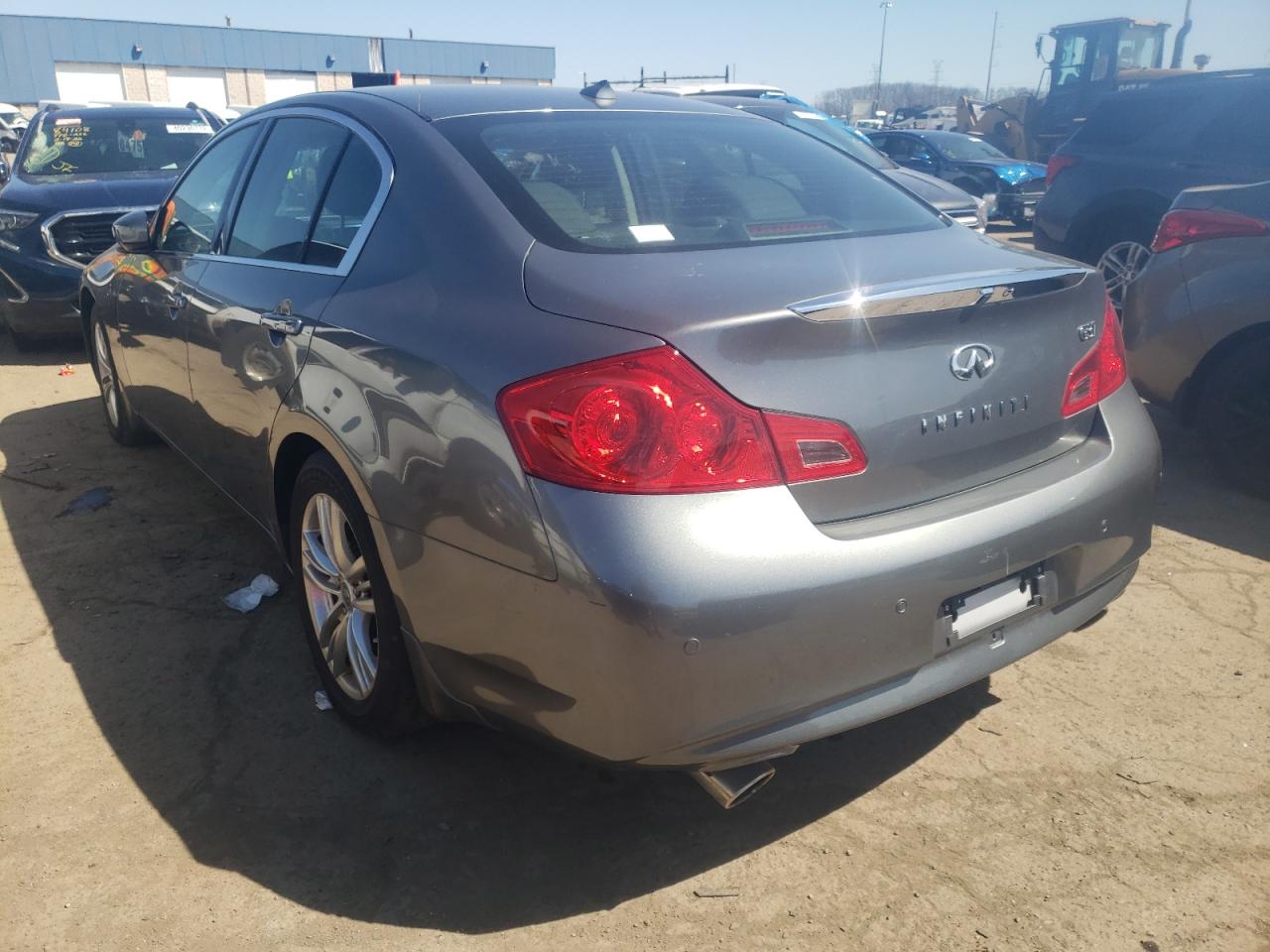 Photo 3 from auction – 2013 INFINITI G37 BASE with VIN JN1CV6AP4DM725440