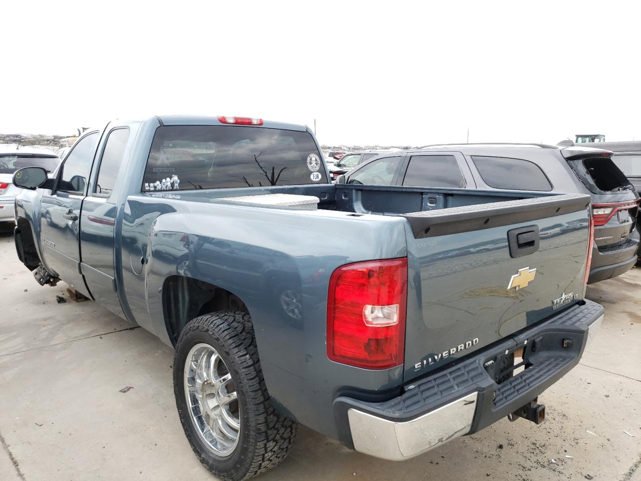 Photo 3 from auction – 2007 CHEVROLET SILVERADO with VIN 2GCEC19J171655510